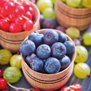 D7_GRAPES AND BERRIES